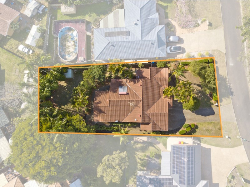 10 Tavuzzi Terrace, Edens Landing QLD 4207