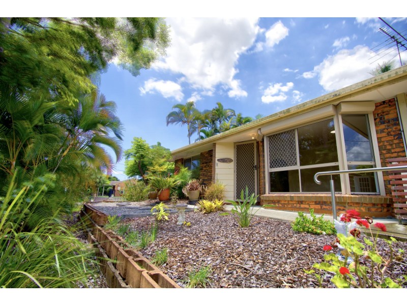 28 Black Diamond Crescent, Edens Landing QLD 4207