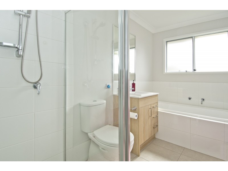 12 Sinclair Place, Beenleigh QLD 4207