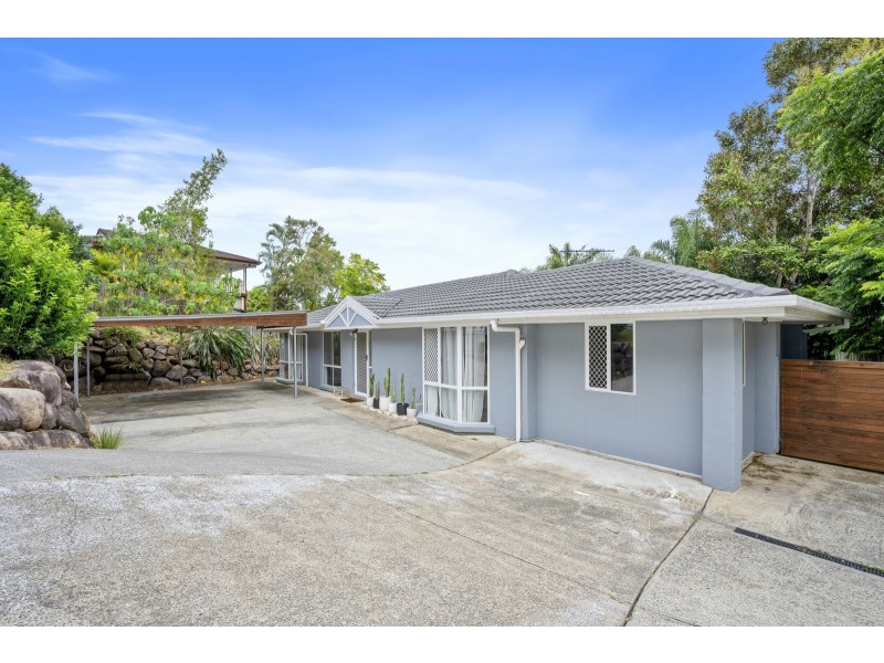 17 Overland Drive, Edens Landing QLD 4207