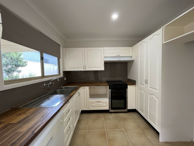 2 Sunscape Drive, Eagleby QLD 4207