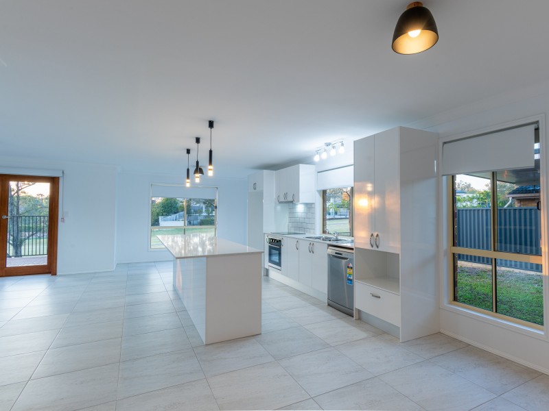 46 Allenby Crescent, Windaroo QLD 4207