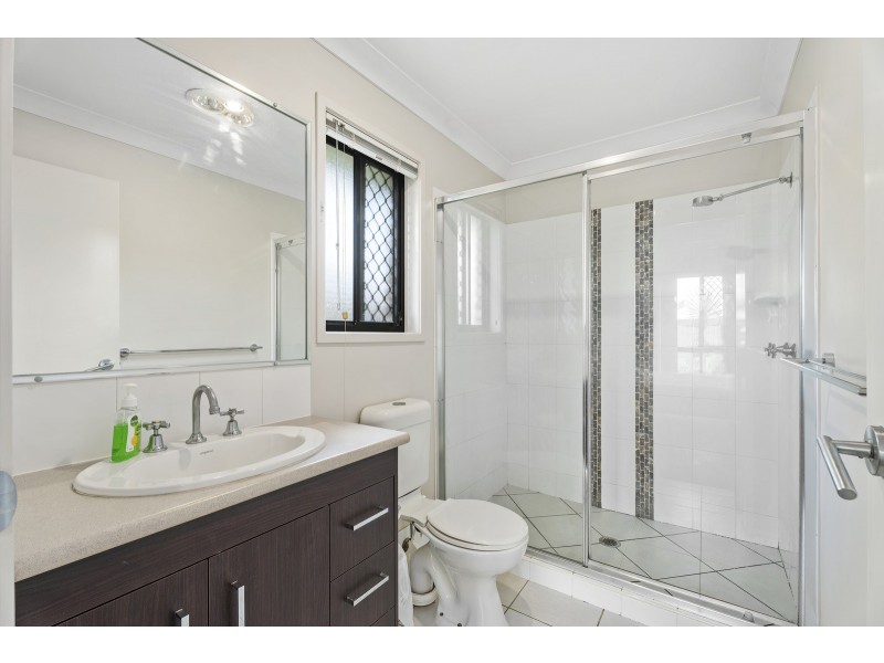 9 Sandpiper Circuit, Eagleby QLD 4207