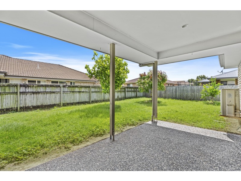 9 Sandpiper Circuit, Eagleby QLD 4207