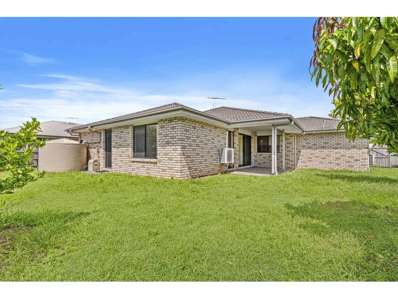 9 Sandpiper Circuit, Eagleby QLD 4207