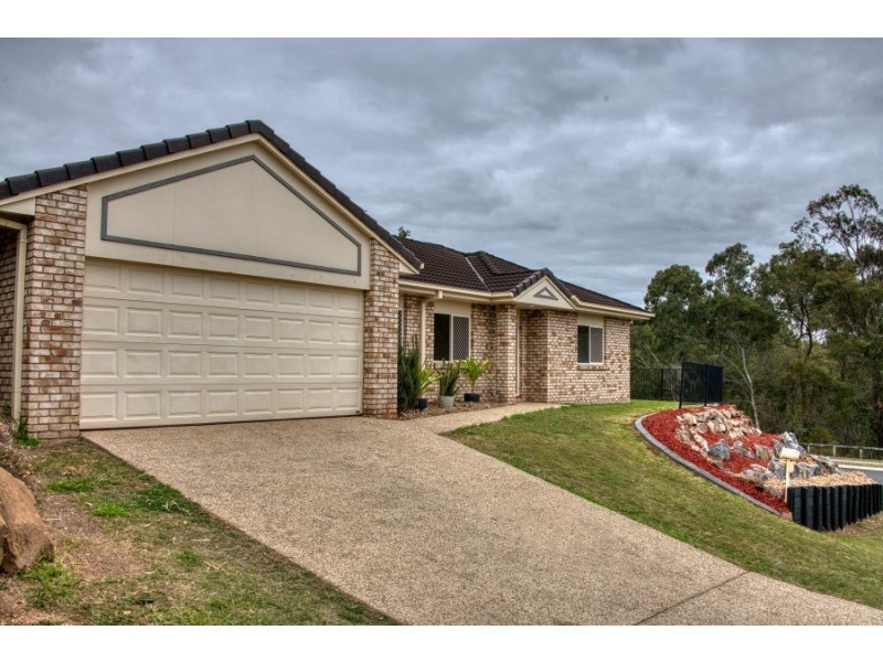 24 Bella Vista Circuit, Edens Landing QLD 4207