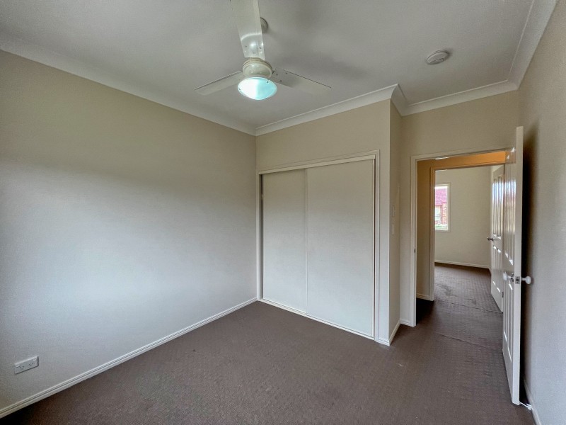 24 Bella Vista Circuit, Edens Landing QLD 4207