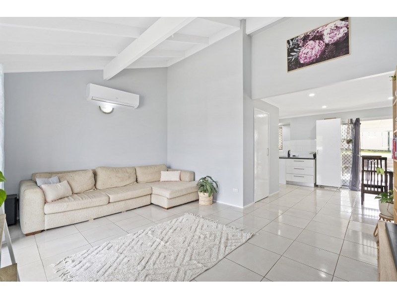61 Sunscape Drive, Eagleby QLD 4207