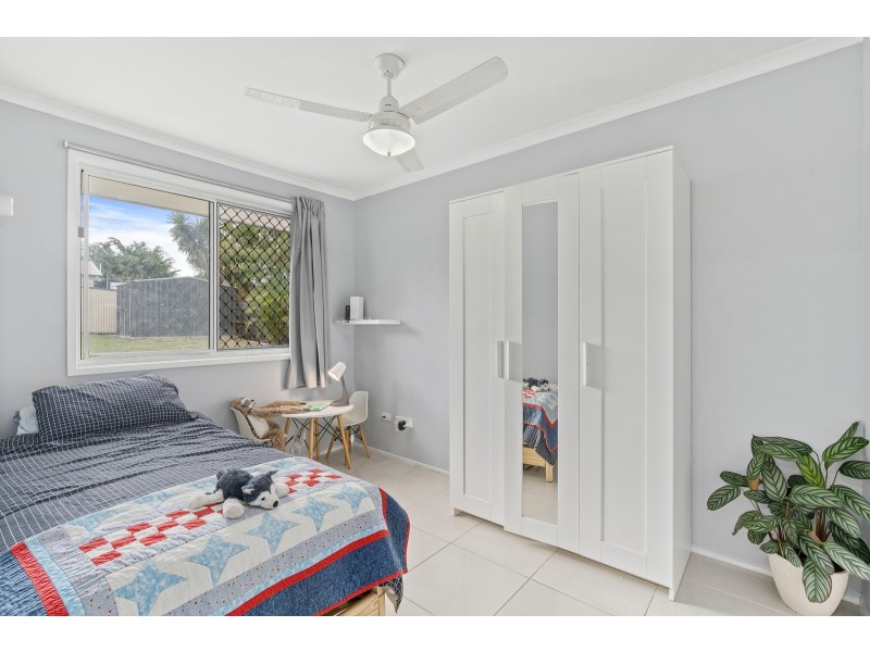 61 Sunscape Drive, Eagleby QLD 4207
