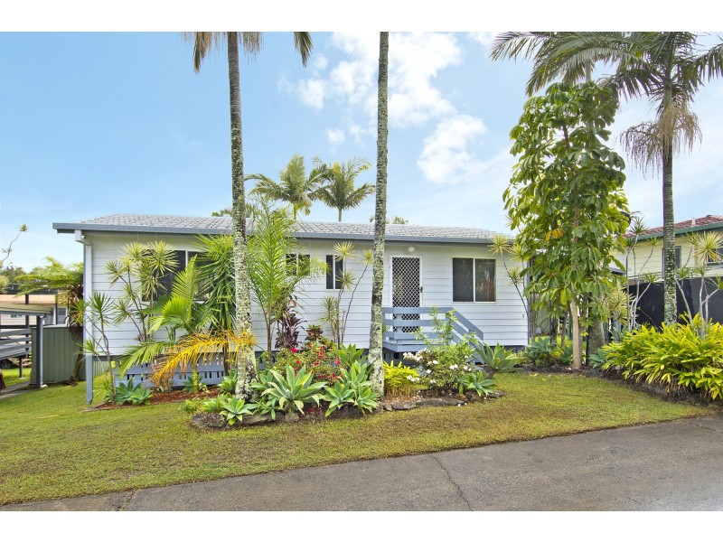 1 Mountain Ash Crescent, Stapylton QLD 4207