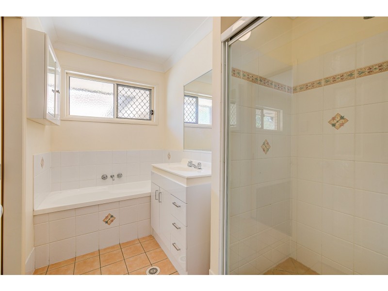 43 Chatfield Street, Edens Landing QLD 4207