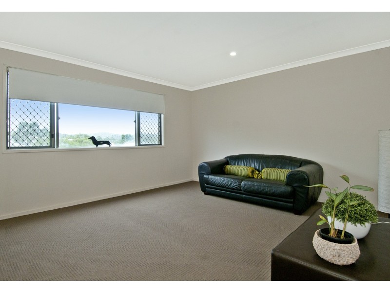 34 Nova St, Waterford QLD 4133