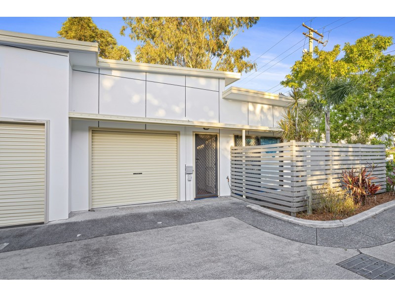 1/102 River Hills Road, Eagleby QLD 4207