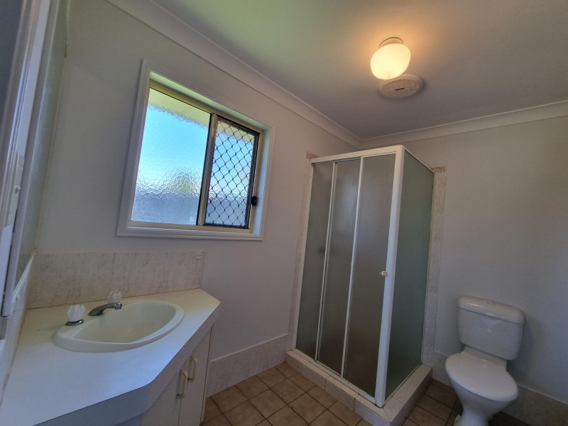 9 Kummara Road, Edens Landing QLD 4207