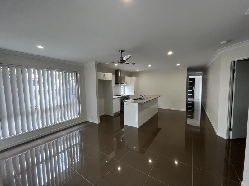 10 Tabitha Court, Bahrs Scrub QLD 4207