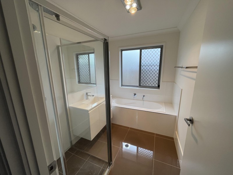 10 Tabitha Court, Bahrs Scrub QLD 4207