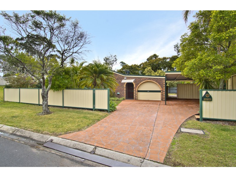 15 Yorkshire Crescent, Mount Warren Park QLD 4207