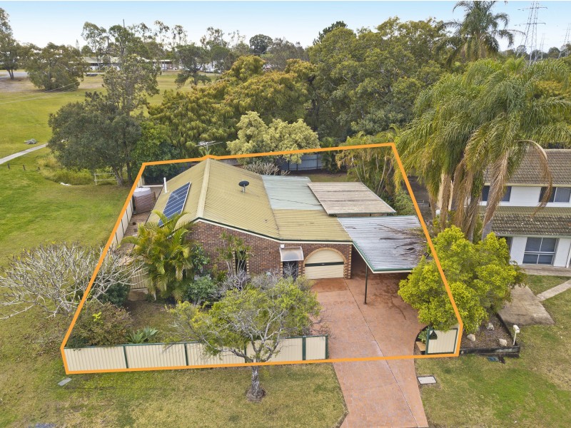 15 Yorkshire Crescent, Mount Warren Park QLD 4207