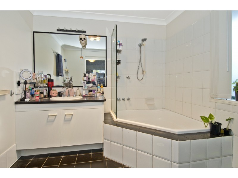 3 Jessie Crescent, Bethania QLD 4205