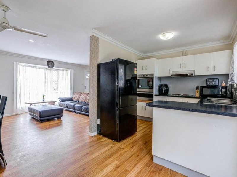 6 Cavillon Street, Crestmead QLD 4132