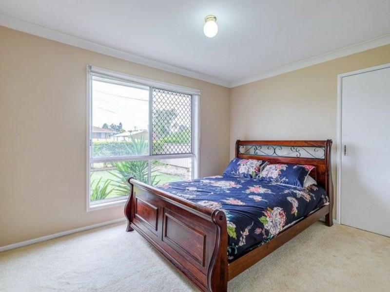 6 Cavillon Street, Crestmead QLD 4132