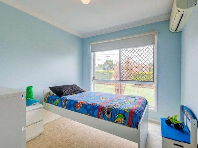 6 Cavillon Street, Crestmead QLD 4132