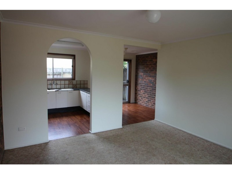 3/2 Cowper Avenue, Eagleby QLD 4207