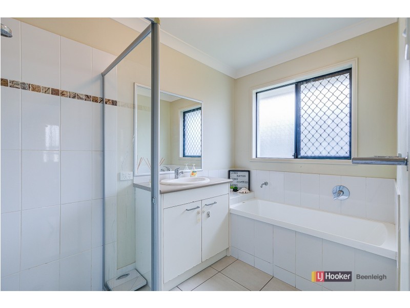 239 Herses Road, Eagleby QLD 4207