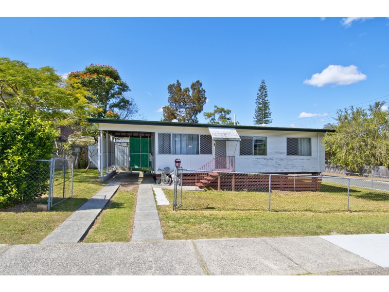 8 Alamein Street, Beenleigh QLD 4207