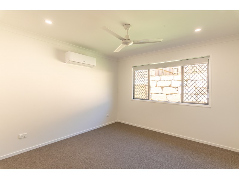 46 MacIntyre Street, Holmview QLD 4207