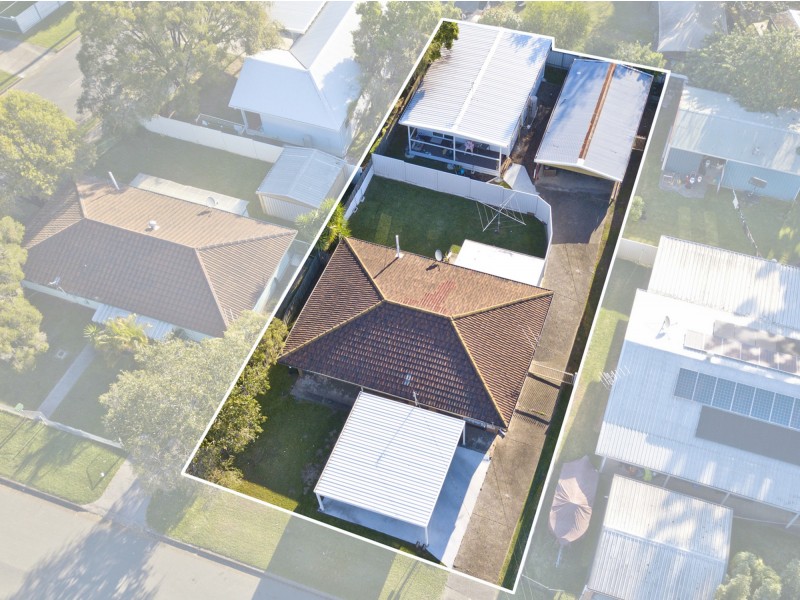 4 & 4A Maroochy Crescent, Beenleigh QLD 4207