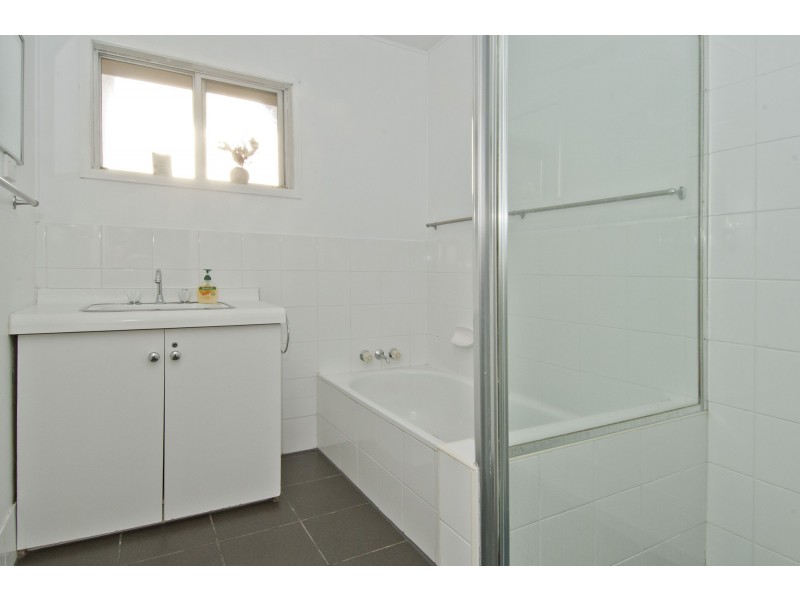 4 & 4A Maroochy Crescent, Beenleigh QLD 4207