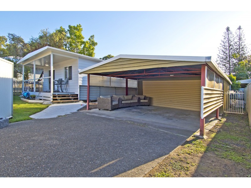 4 & 4A Maroochy Crescent, Beenleigh QLD 4207