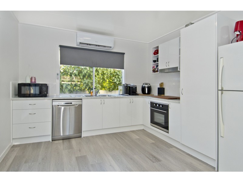 4 & 4A Maroochy Crescent, Beenleigh QLD 4207