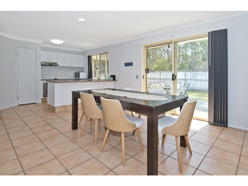 29 Lake Amaroo Court, Logan Reserve QLD 4133