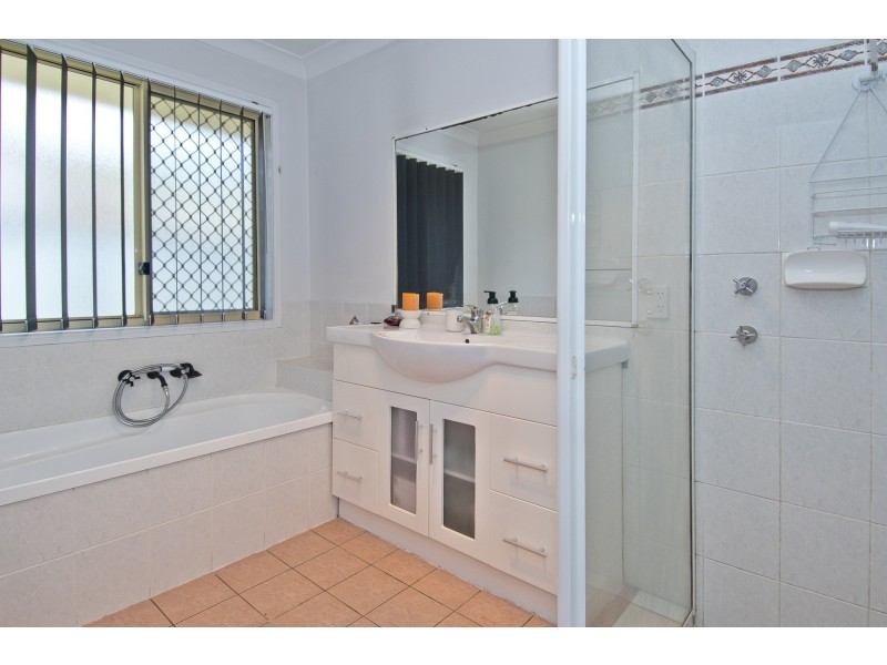 29 Lake Amaroo Court, Logan Reserve QLD 4133