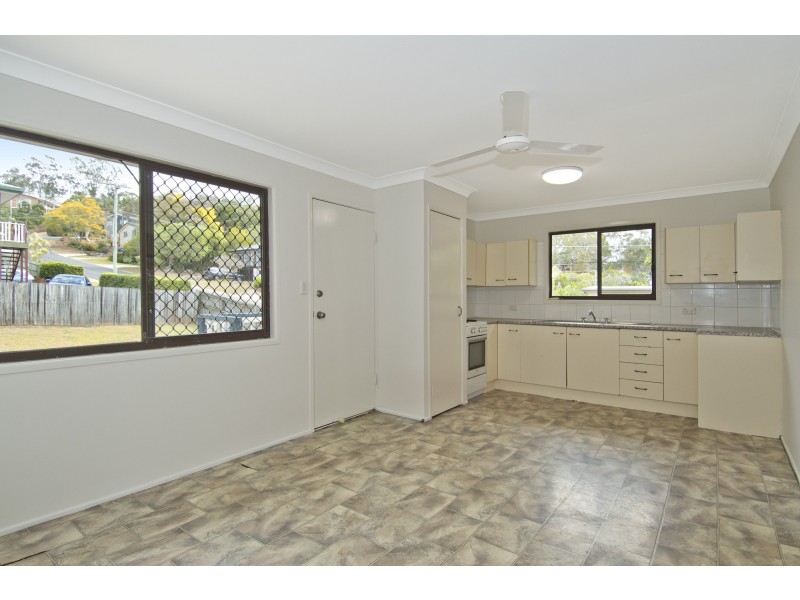 8 Louis Street, Beenleigh QLD 4207