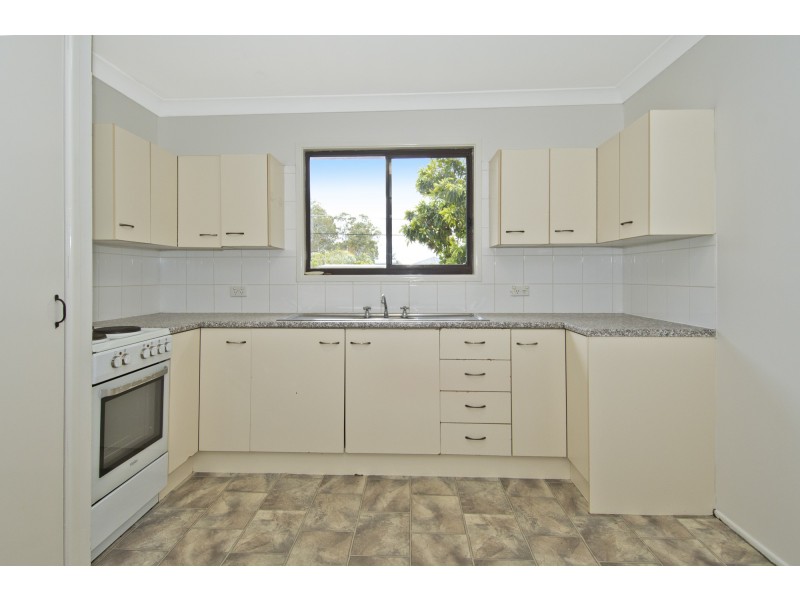 8 Louis Street, Beenleigh QLD 4207