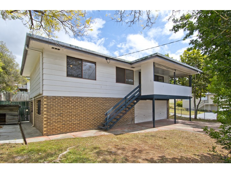 8 Louis Street, Beenleigh QLD 4207