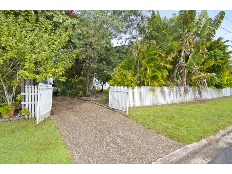 12 Mitre Street, Holmview QLD 4207