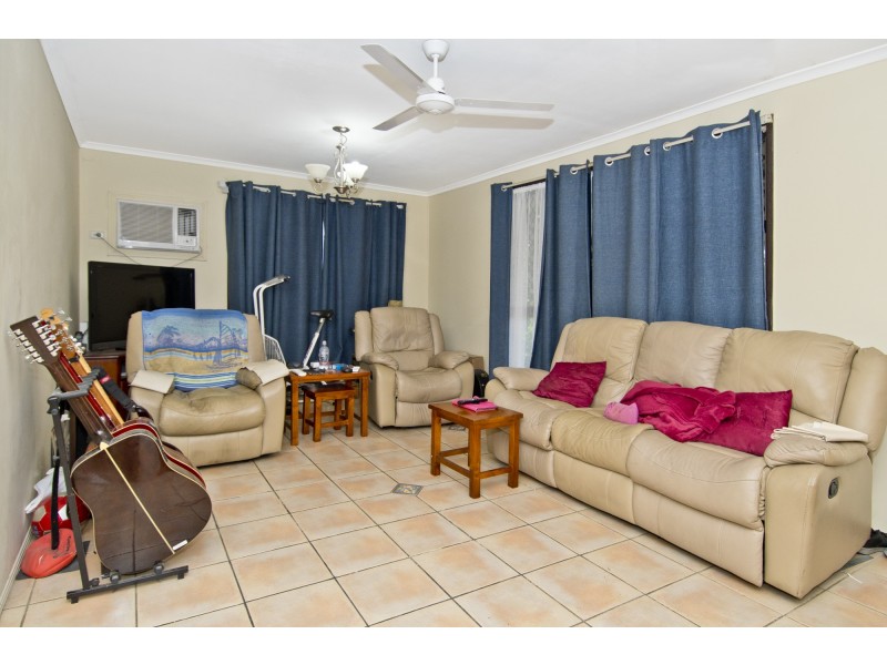 12 Mitre Street, Holmview QLD 4207