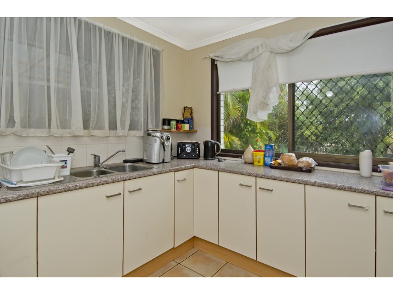 12 Mitre Street, Holmview QLD 4207