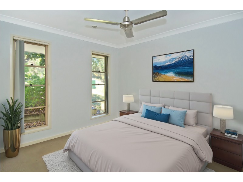 12 Summit Parade, Bahrs Scrub QLD 4207