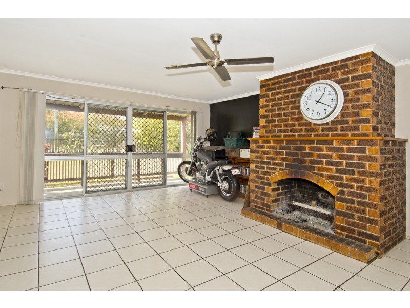 2 Clarendon Avenue, Bethania QLD 4205