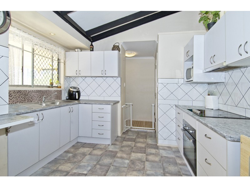8 Magra Court, Eagleby QLD 4207