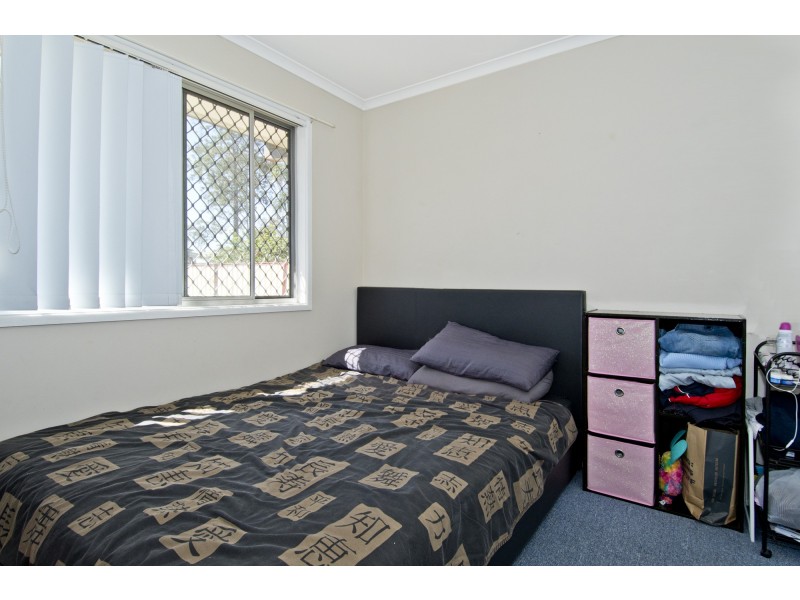 8 Magra Court, Eagleby QLD 4207