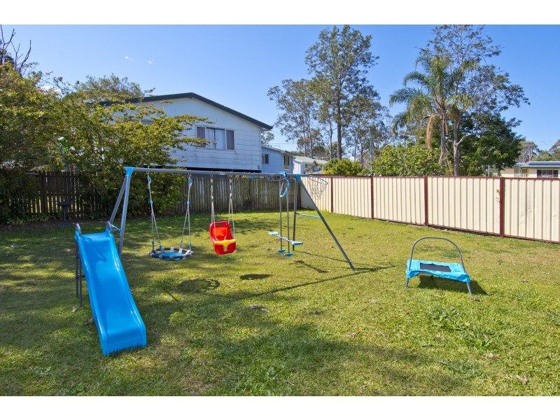8 Magra Court, Eagleby QLD 4207