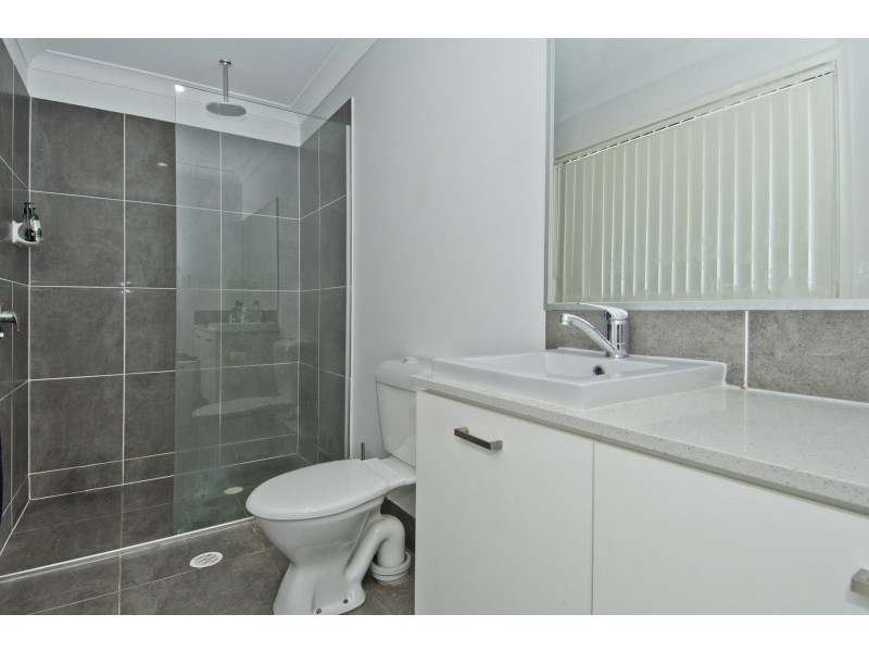 34/70-90 Clearwater Street, Bethania QLD 4205