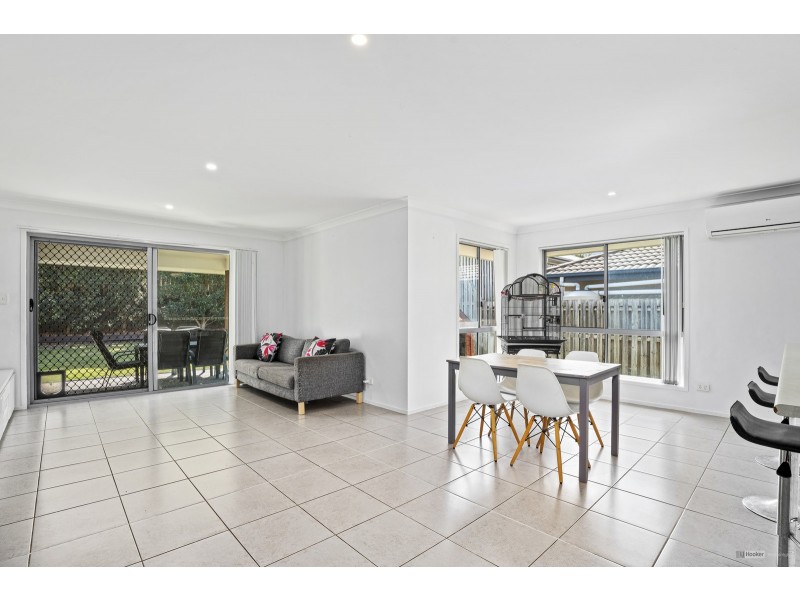19 Skyline Circuit, Bahrs Scrub QLD 4207