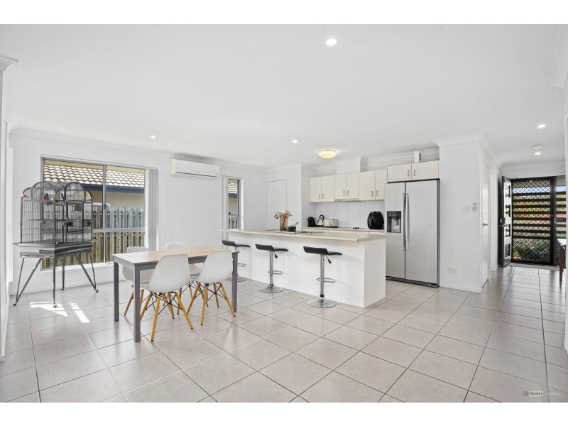 19 Skyline Circuit, Bahrs Scrub QLD 4207